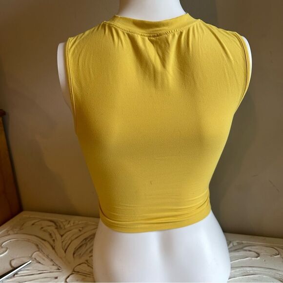 Alphalete Ultrasoft yellow tank size XS - Picture 2 of 5